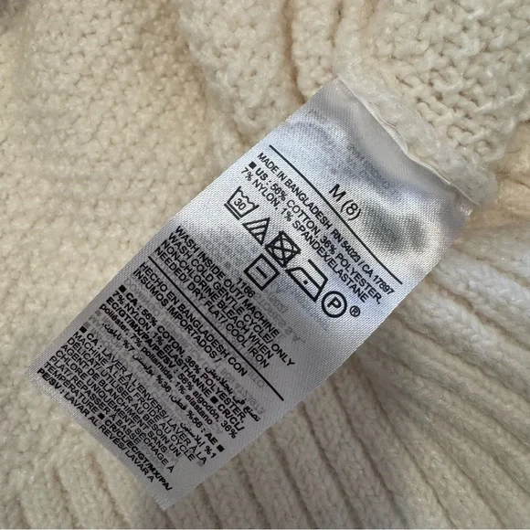 Women Old Navy Cream Sweater. Preloved. Size M /8 - Picture 3 of 7